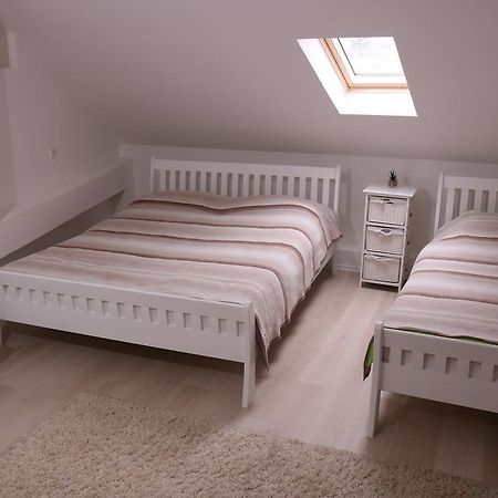 Apartment Vremeplov Travnik Eksteriør billede